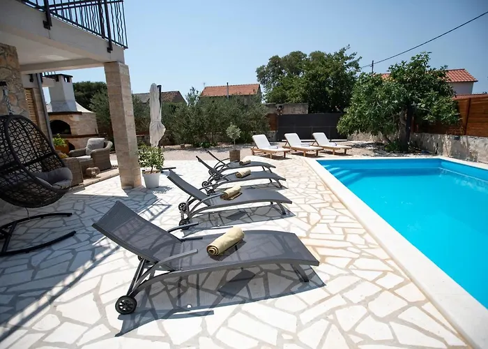 Villa Marleku Pakoštane